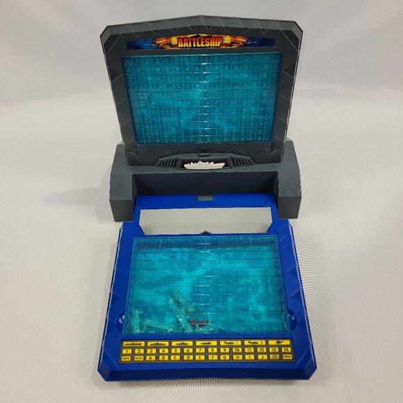 Electronic Battleship Advanced Mission 2005 Strategy War Game by Hasbro - Picture 1 of 4